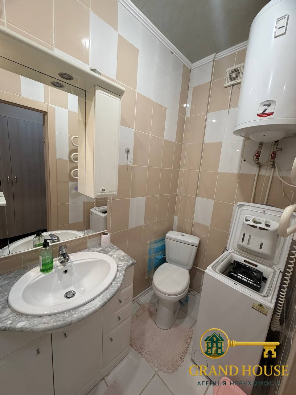 Продаж 2-кімнатної сталінки на 96 кварталі