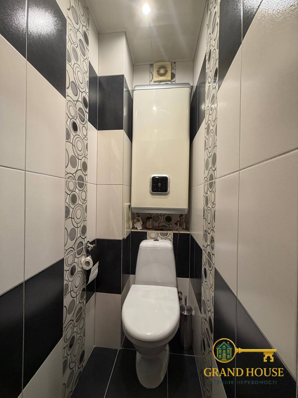 Оренда 3-кімнатної квартири на Свято-Миколаївській ПЕРШЕ ЗАСЕЛЕННЯ