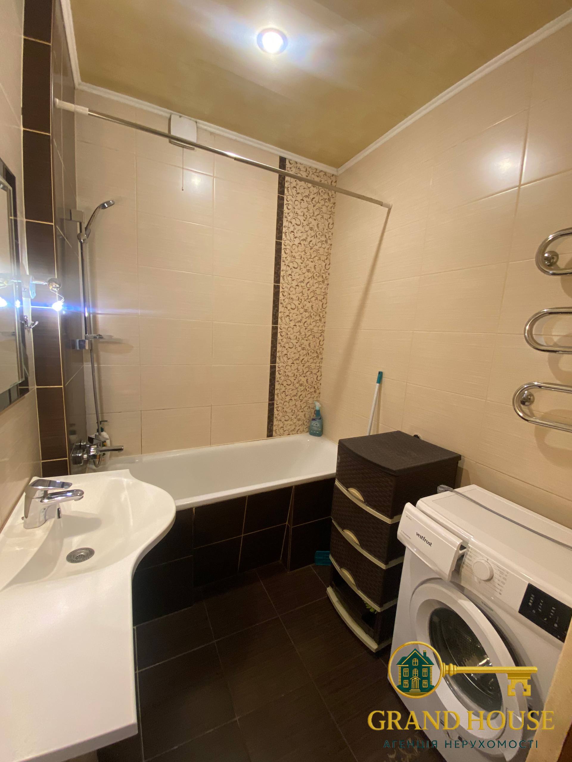 Оренда 2-кімнатної квартири на Соцмісті