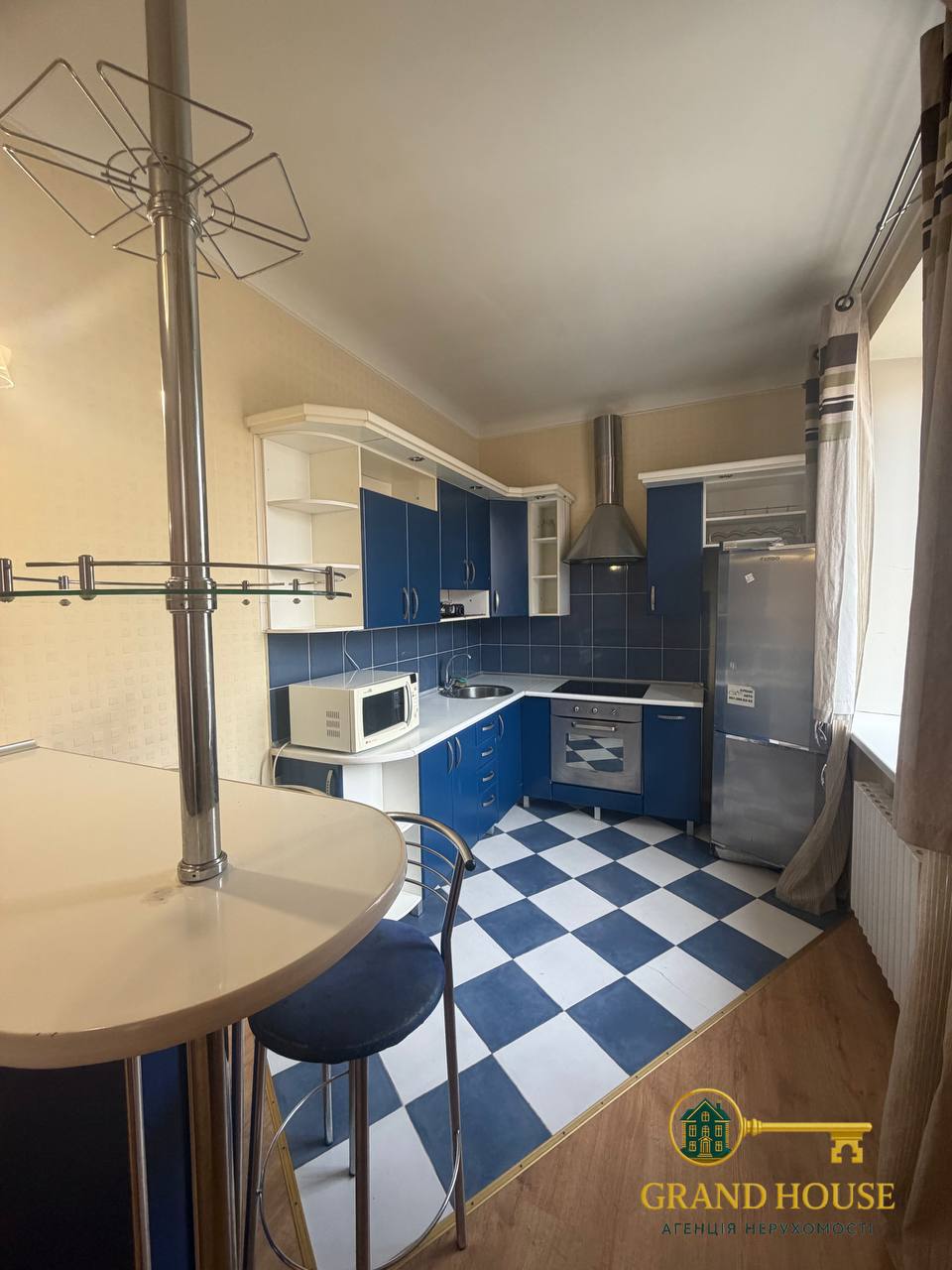 Оренда 2-кімнатної квартири на 97 кварталі