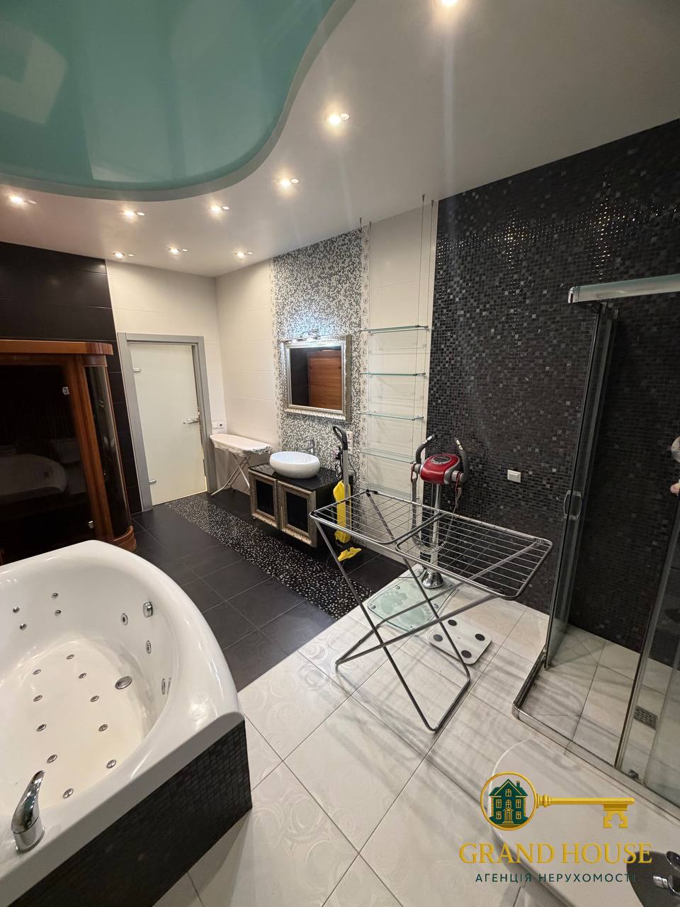 Оренда елітної квартири в ЖК "Едельвейс"