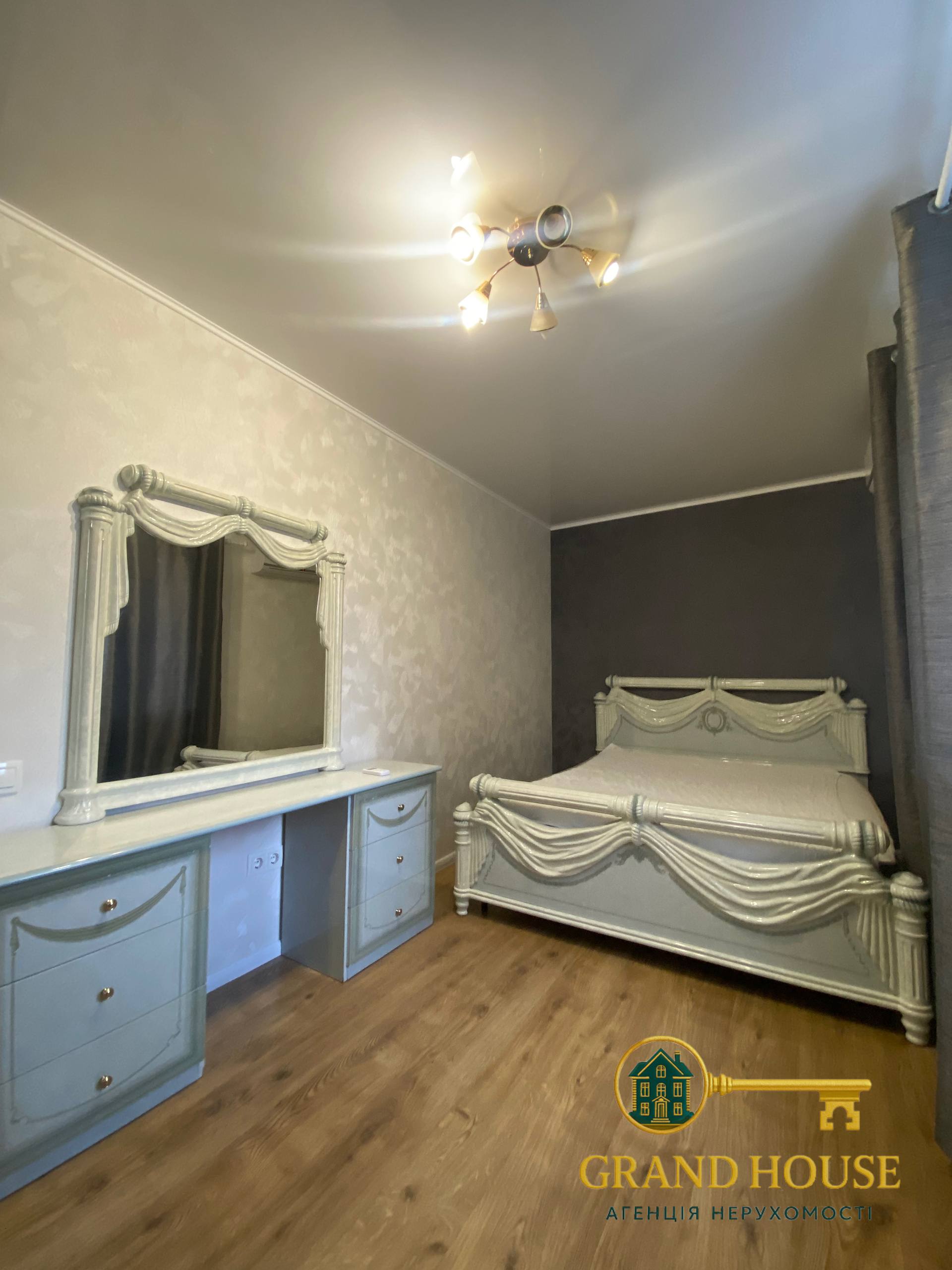 Оренда 2-кімнатної квартири на проспекті Поштовому