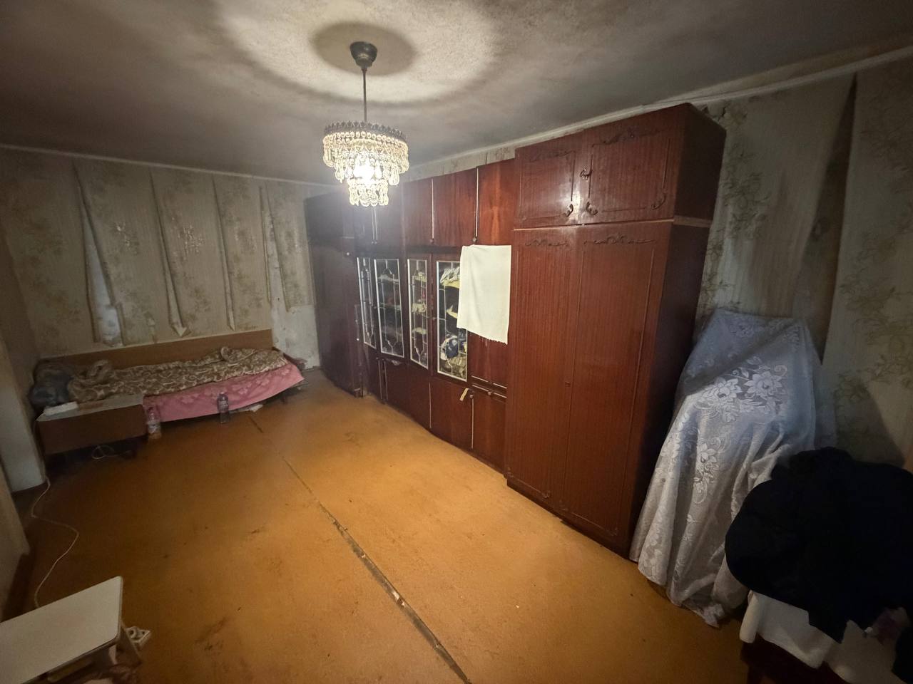 Пропонуємо до продажу 1-кімнатну квартиру, розташовану на 173 кварталі