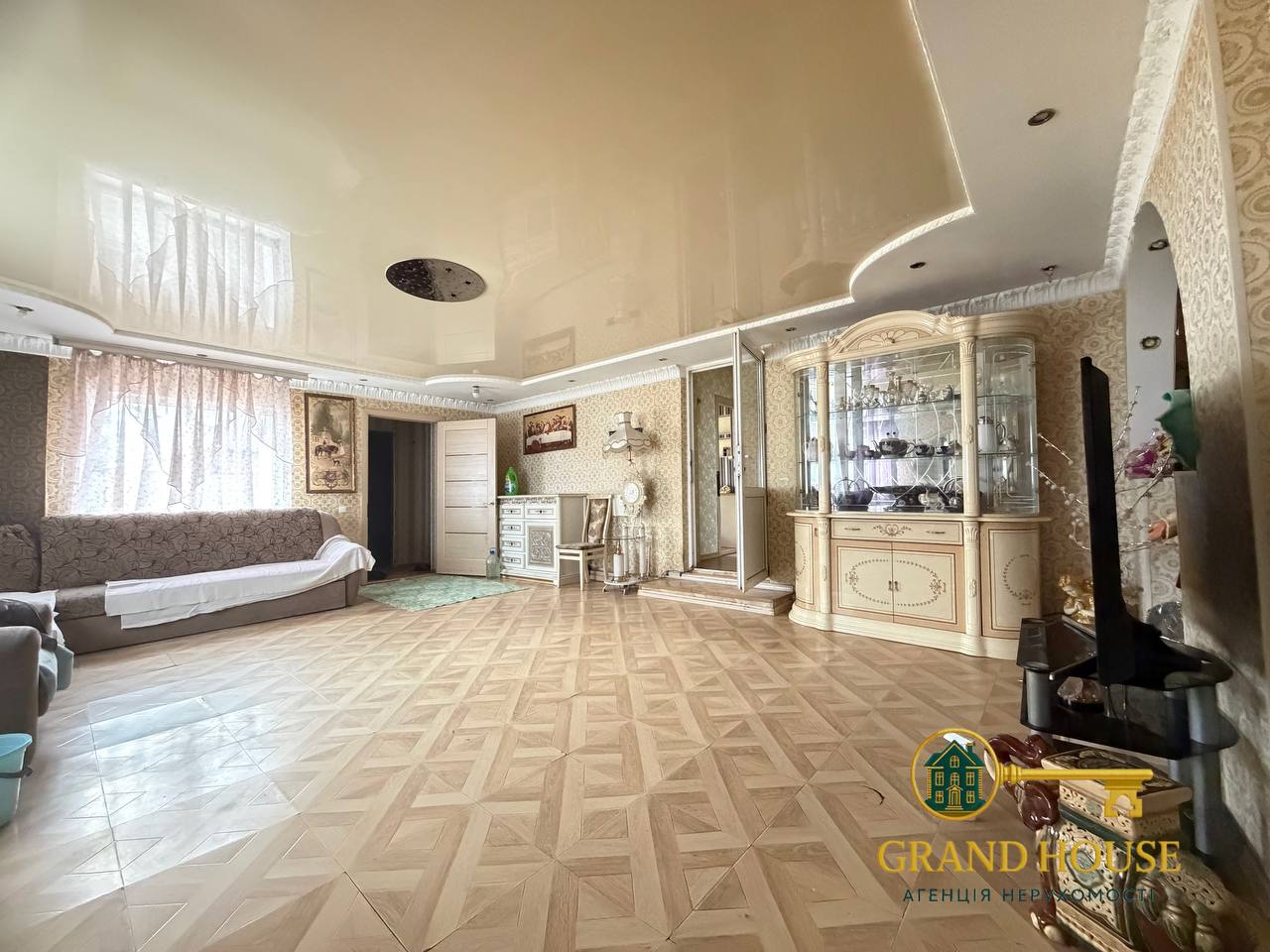 Продаж будинку на Сільськогосподарській