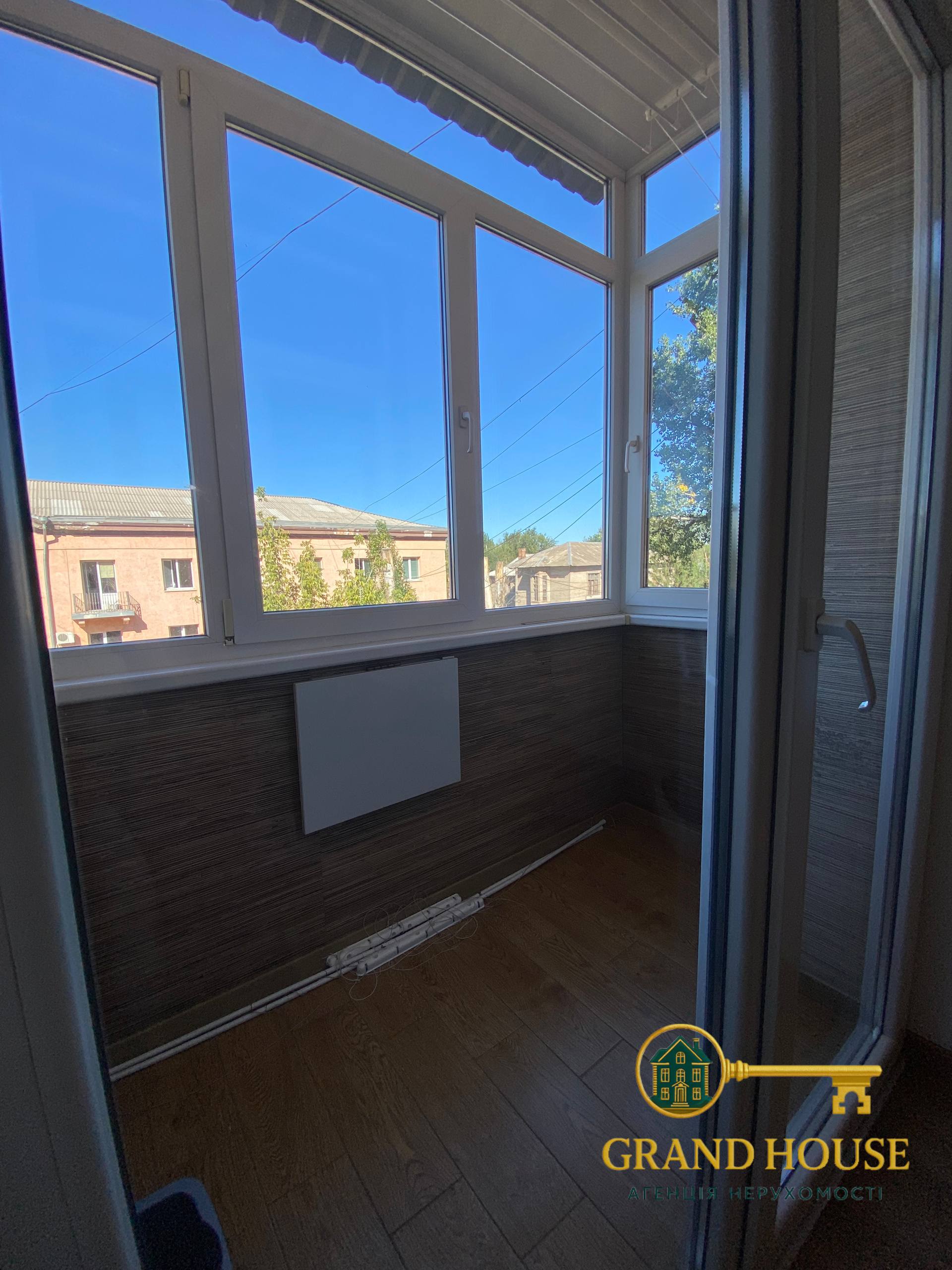 Агенція Нерухомості «Grand House» пропонує 3-кімнатну квартиру в центрі Кривого Рогу