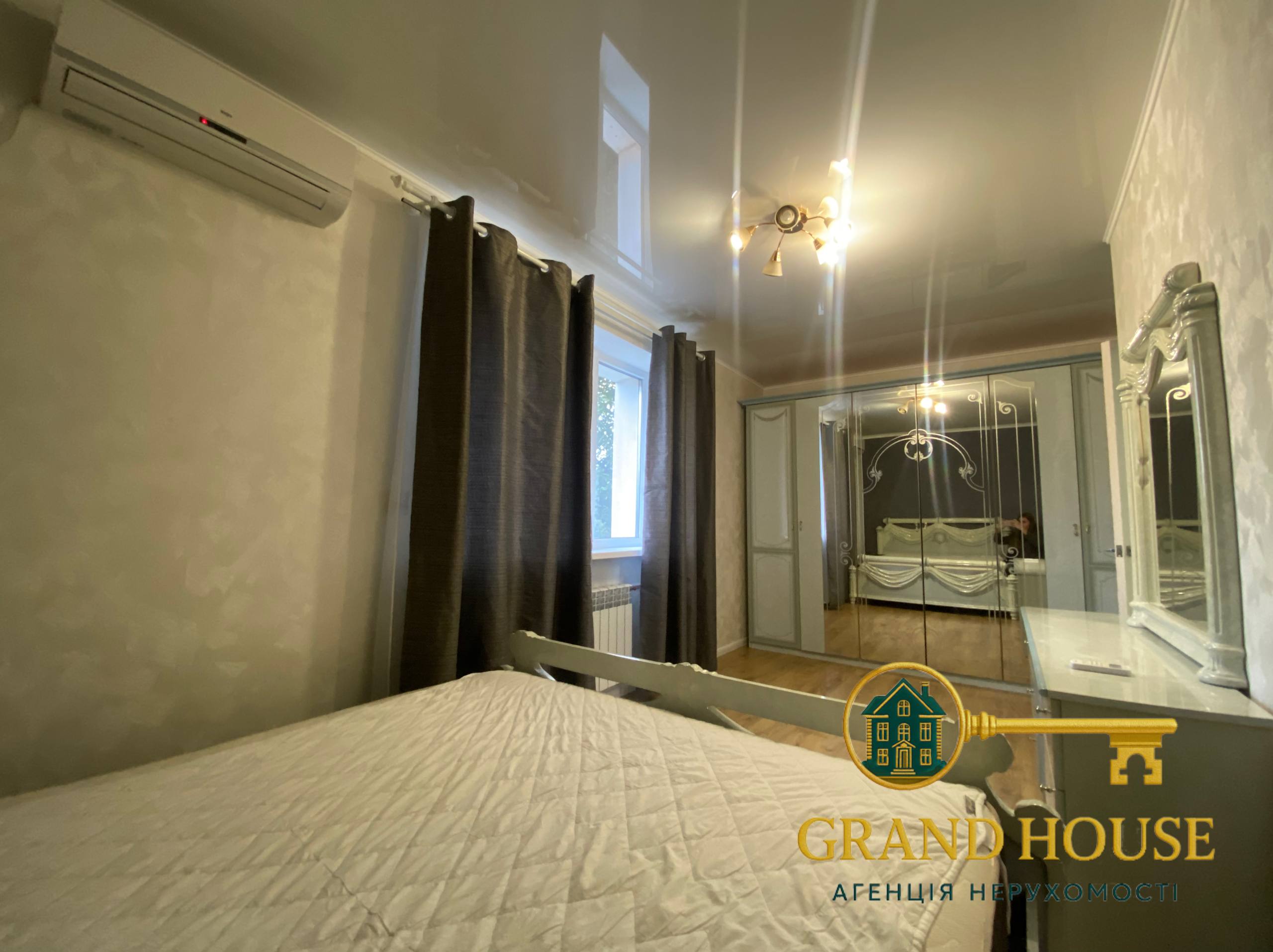 Оренда 2-кімнатної квартири на проспекті Поштовому