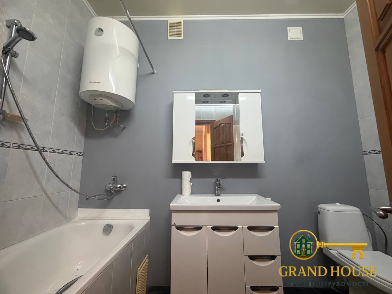 Оренда 2-кімнатної квартири на 97 кварталі