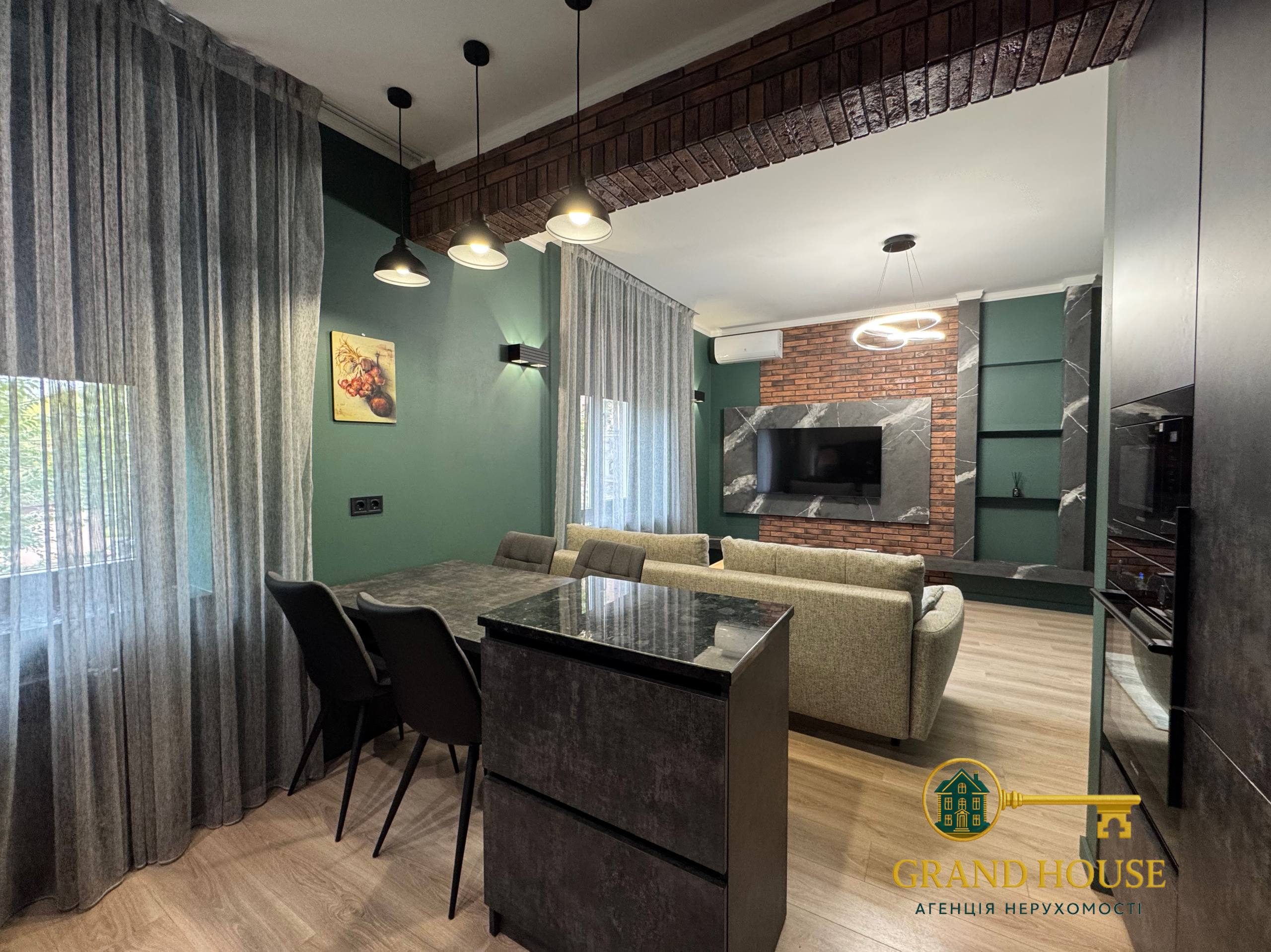 Оренда найрозкішнішої квартири в центрі Кривого Рогу