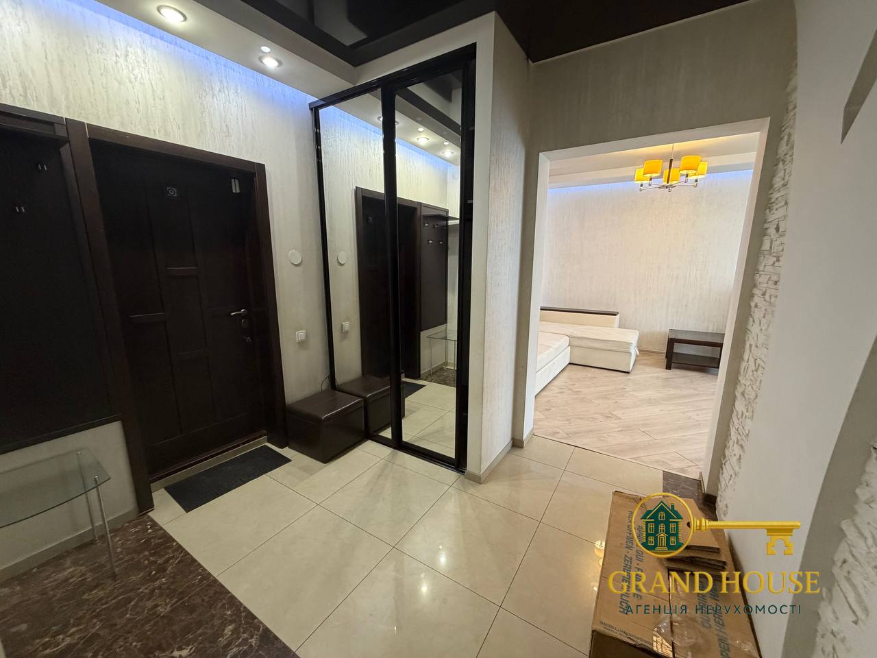 Оренда 2-кімнатної квартири на кільці 95 кварталу з АВТОНОМНИМ ОПАЛЕННЯМ