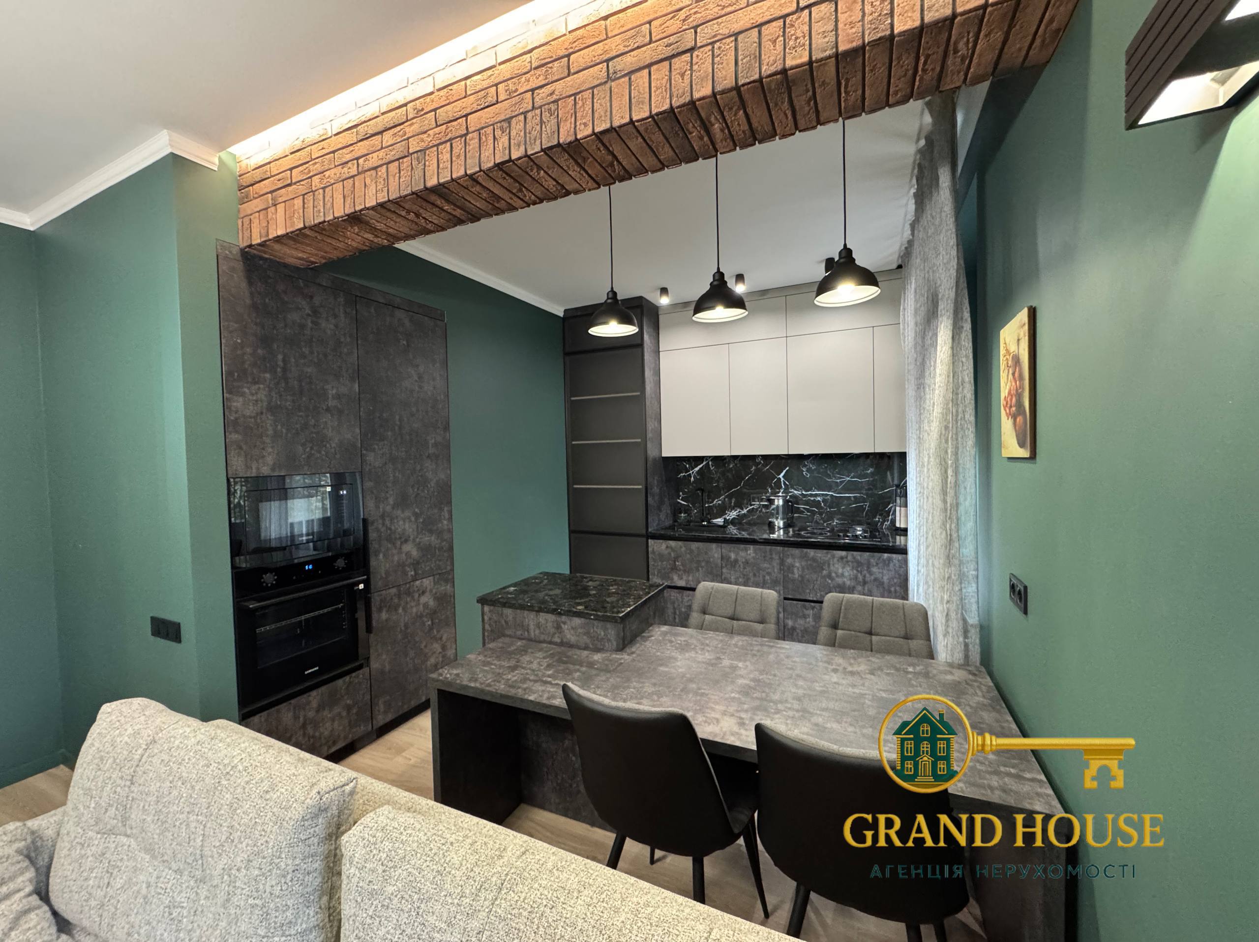 Оренда найрозкішнішої квартири в центрі Кривого Рогу